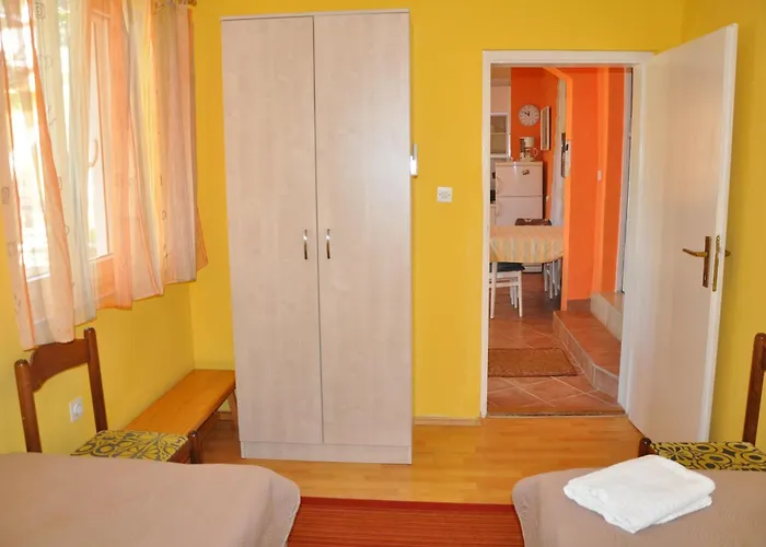 Matesic شقة زادار